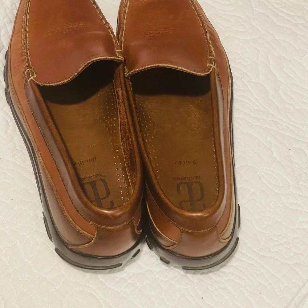 Allen Edmonds - Picture 7 of 13